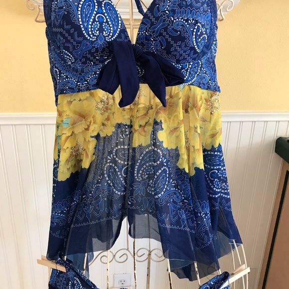 Other - Swim suit Sz large -super cute, NWOT